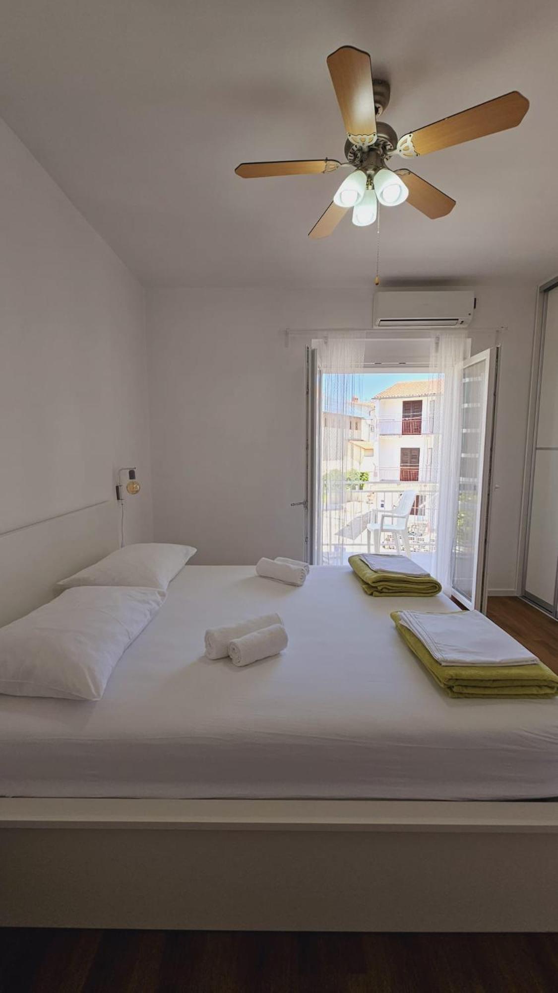 Vinko Rooms Primošten Kültér fotó